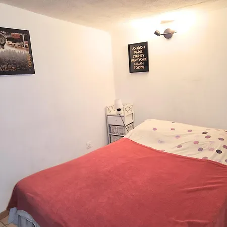 Apartment De La Carquette Meynes